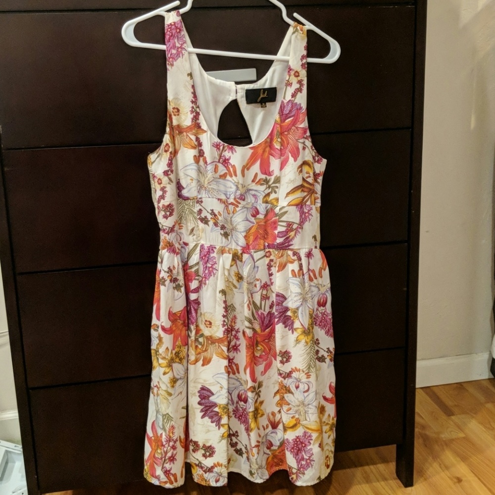 jack. Floral Dress